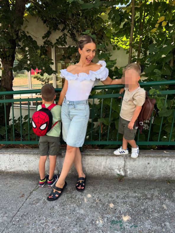Anastasija Đurić sa sinovima
