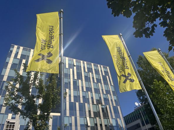 Raiffeisen banka 1 copy.jpg