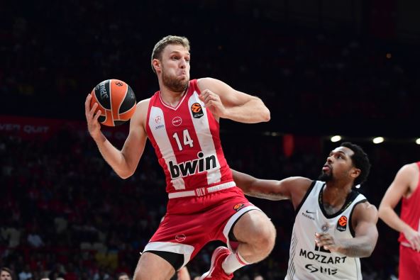 Olympiacos - Partizan.jpg