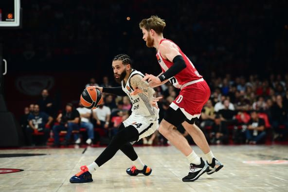 Olympiacos - Partizan (5).jpg