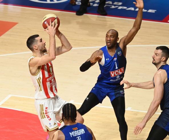 Crvena Zvezda - Budućnost 6.jpg