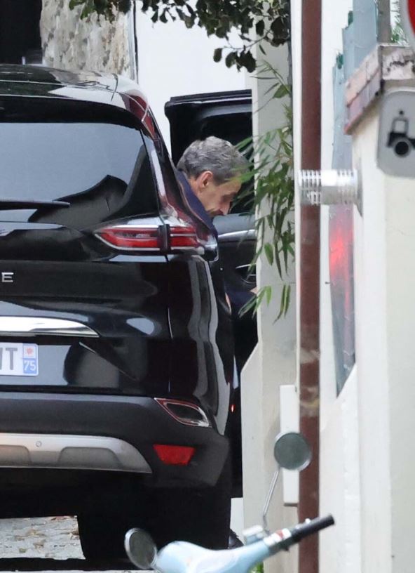 Nikola Sarkozi 2.jpg