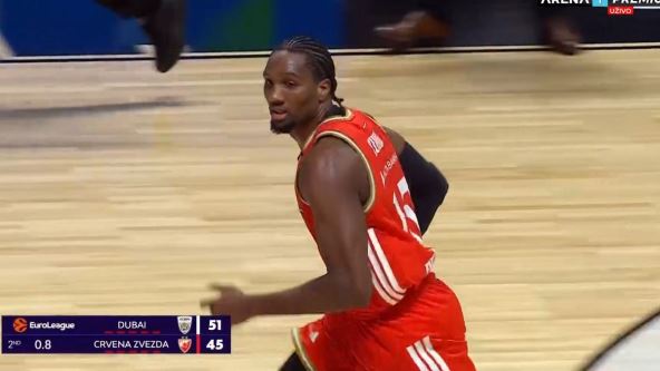 Ebuka Izundu na Dubai Zvezda