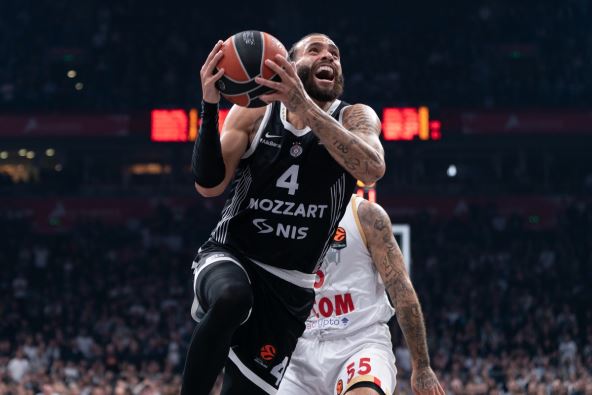 Partizan - Monako 15.JPG