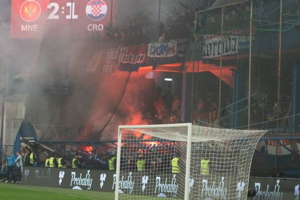 Navijači Hrvatske u Crnoj Gori