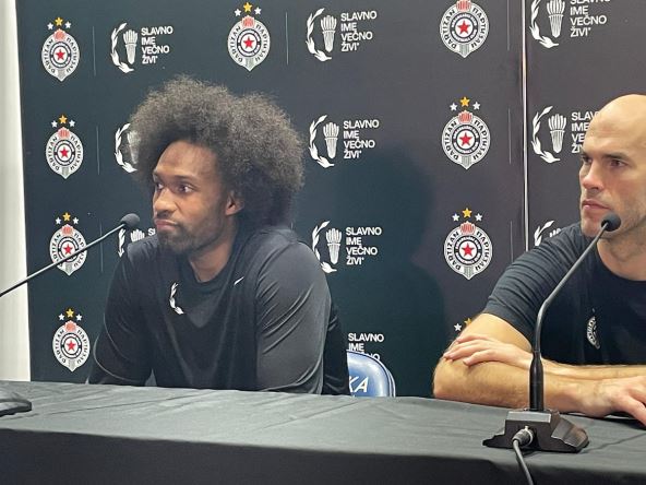 Parker i Kalates konferencija Partizana (6).jpg