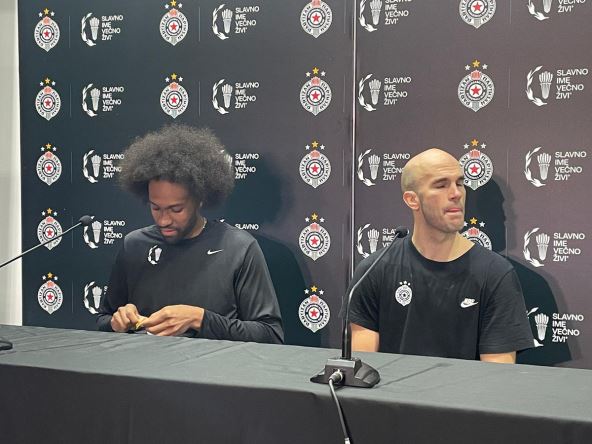 Parker i Kalates konferencija Partizana (8).jpg