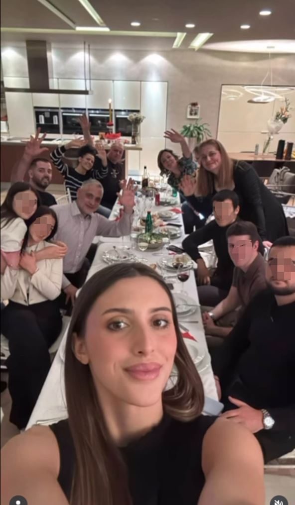 bivša suoruga Čede Jovanovića na njegovoj slavi