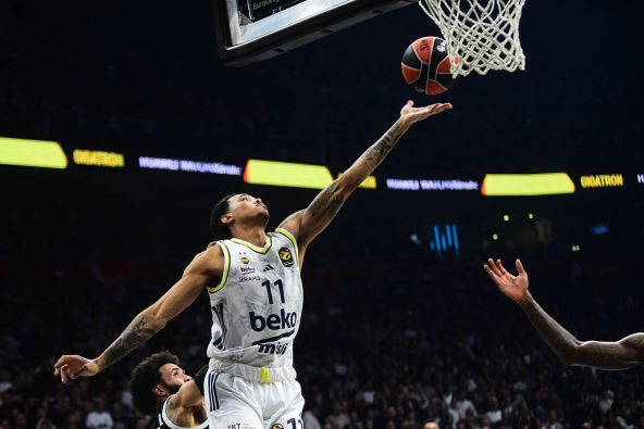 Partizan - Fenerbahče (1).jpg