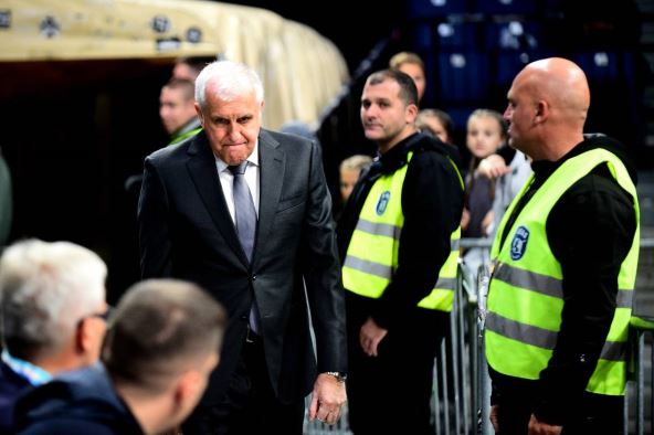Željko Obradović izlazi na utakmicu Partizana