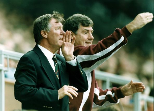 Aleks Ferguson i asistent Brajan Kid vode tim Junajteda