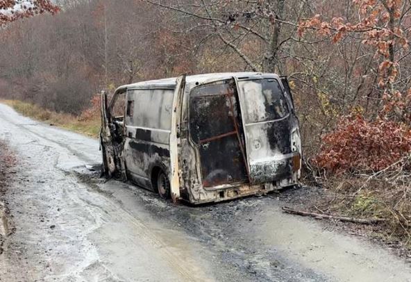 Opljačkan kombi (1).jpg