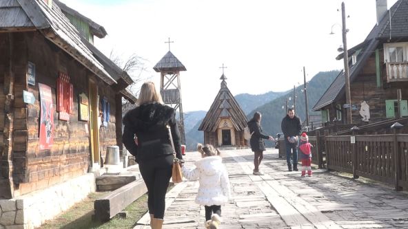 Skijalište Iver na Mokroj Gori (1).jpg