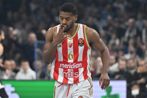 Partizan - Crvena Zvezda (3).jpg