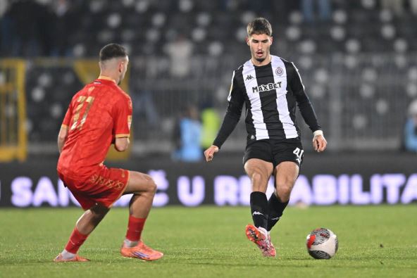 Partizan - Napredak (3).jpg