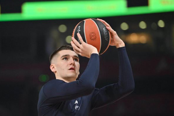 Crvena Zvezda - Virtus Bolonja (1).jpg