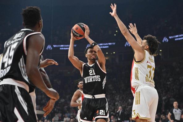 Crvena Zvezda - Virtus Bolonja (1).jpg