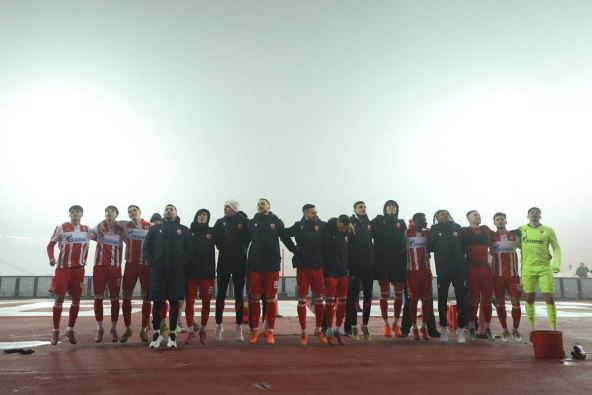 Crvena Zvezda - Mladost Lučani (10).jpg