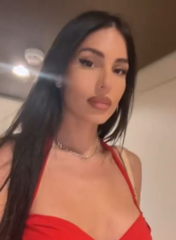 Anastasija Ražnatović se snimala na TikToku