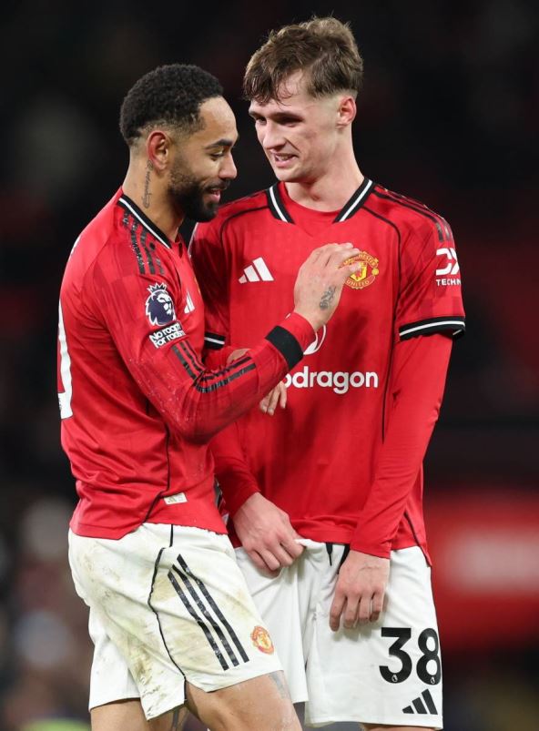 Tajler Flečer sin Darena Flečera igrača Junajteda