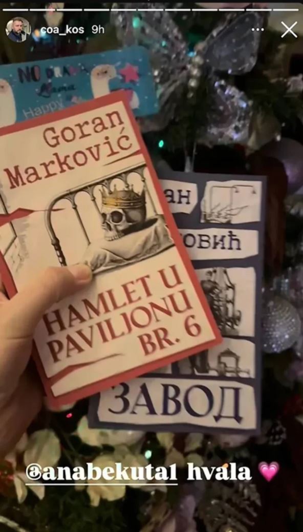 Aca Kos se pophvalio poklonom