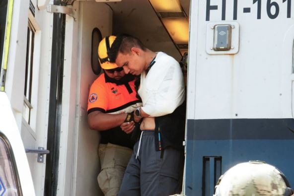 Voz ispao iz šina u Meksiku, stradalo 13 ljudi (1).jpg
