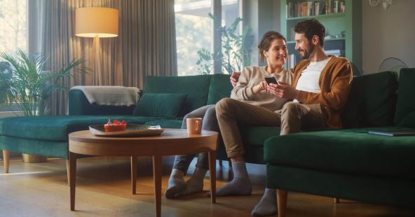 1200x628-Happy Family FTTH welcome 2.jpg