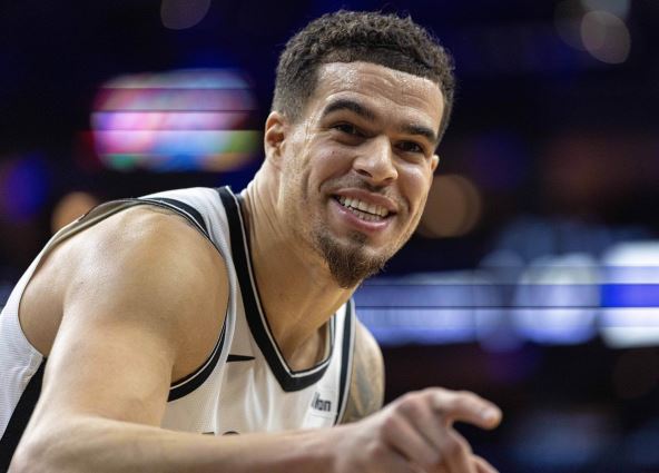 Majkl Porter Džunior slavi koš u Bruklinu