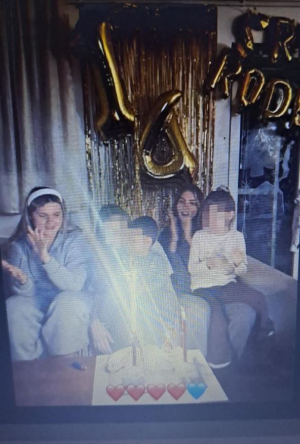 Atina i Nika na rođendanu