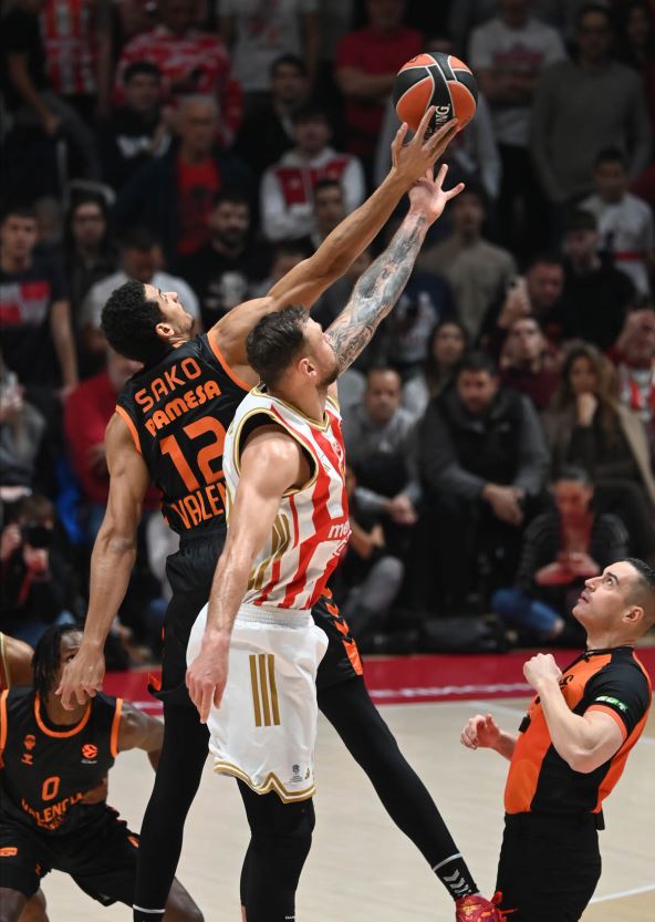 Crvena Zvezda - Valensija (1).jpg