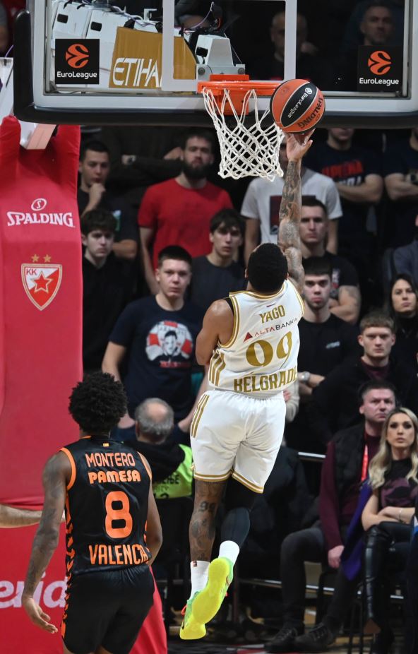 Crvena Zvezda - Valensija (2).jpg