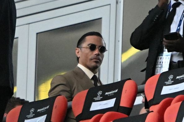 Nusret SALT BAE (2).jpg