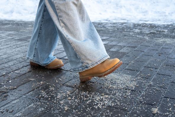 so na cipelama, so na obući, prljava obuća, zimska obuća (3).jpg