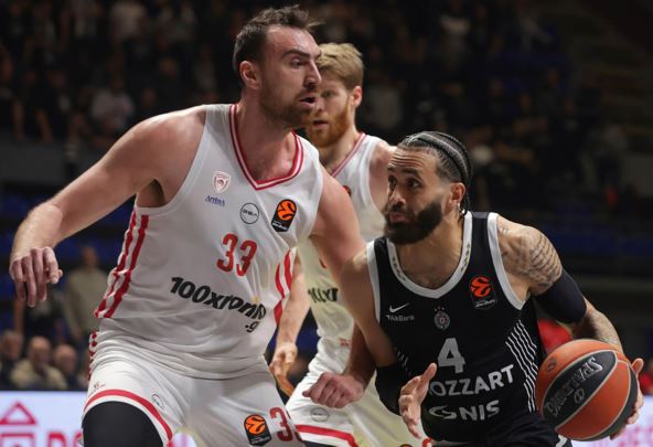 Partizan - Olimpijakos (2).jpg