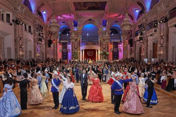 Svetosavski bal u Beču, autor fotografije Marc Grunwerth copy.jpg