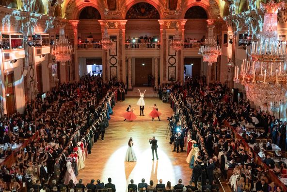 Svetosavski bal u Beču 3 copy.jpg