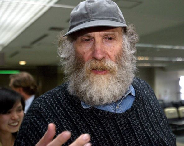 Bobi Fišer na aerodromu