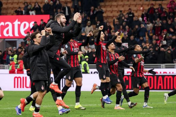 Fudbaleri Milana slave