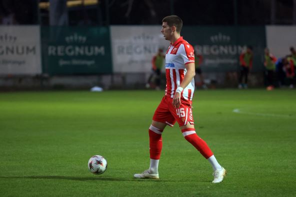 Stefan Gudelj u dresu Crvene zvezde.
