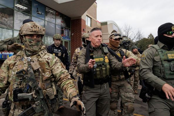 Protest ispred zgrade Vipl federalne vlade  (2).jpg