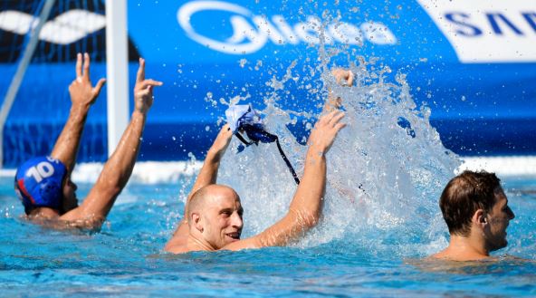Andrija Prlainović i Nikola Jakšić u bazenu za reprezentaciju Srbije