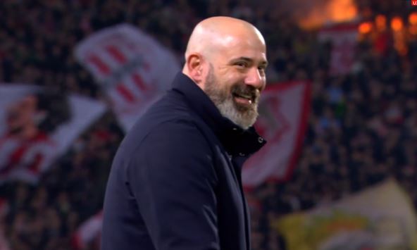 Dejan Stanković u raspravi sa sudijom na Zvezda Selta