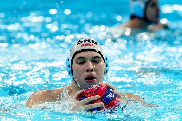 Dušan Mandić srpski vaterpolista na meču protiv Italije