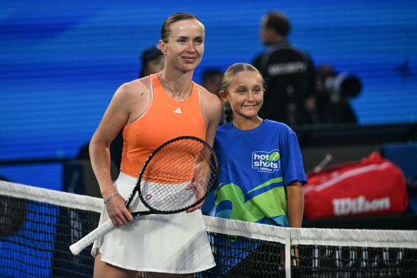 Elina Svitolina i devojčica na Australijan openu