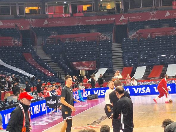 Crvena zvezda Dubai Evroliga (1).jpg