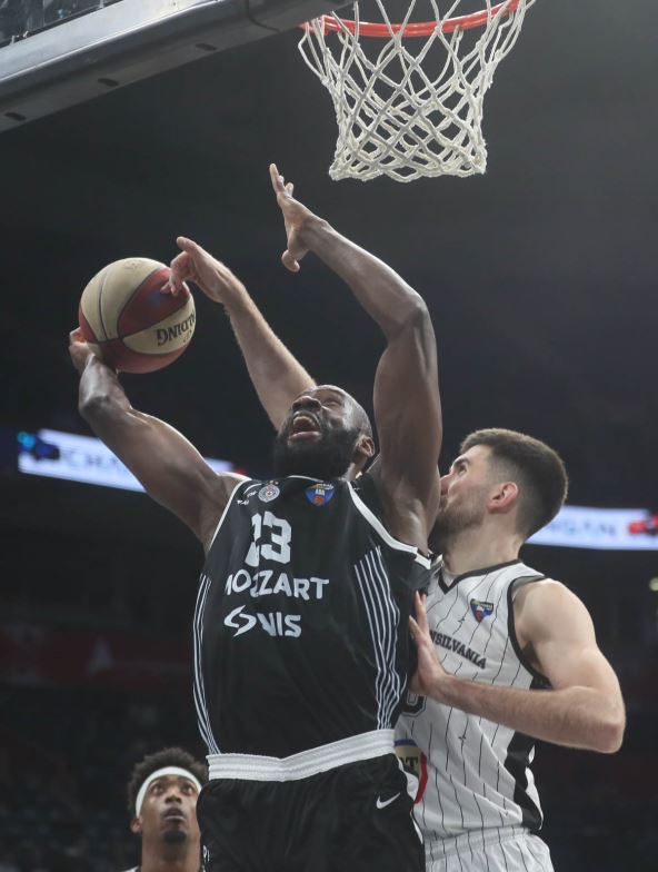 Partizan - Kluž (1).jpg