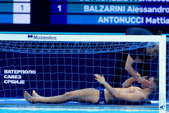 Milan Glušac leži iza gola Srbije