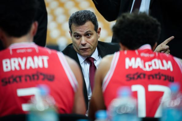 Dimitris Itudis vodi tajmaut Hapoel Tel Aviva