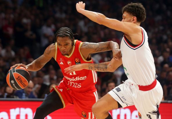 Tajson Karter iz Zvezde u prodoru protiv Kvina Elisa na Zvezda Armani