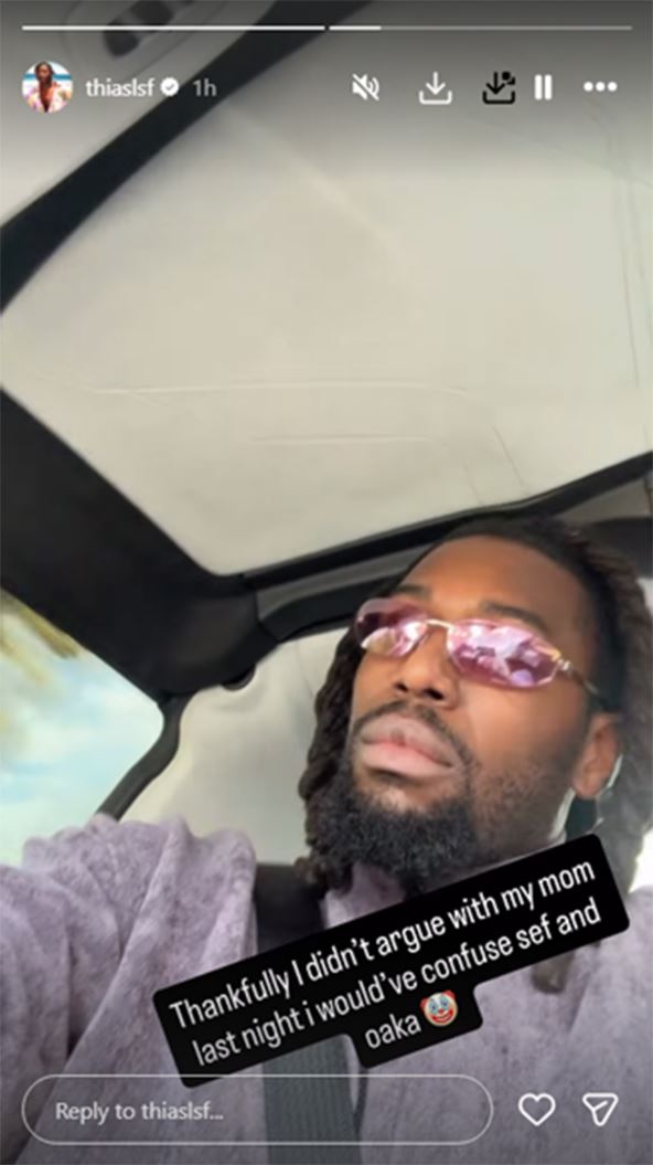 Matijas Lesor u automobilu.